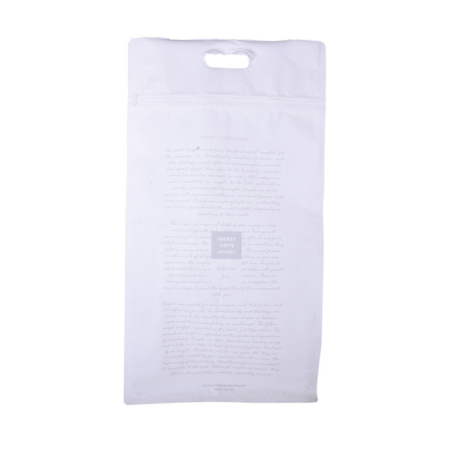 Pouche en plastique vert écologique avec sac de vêtements scellé à la poignée